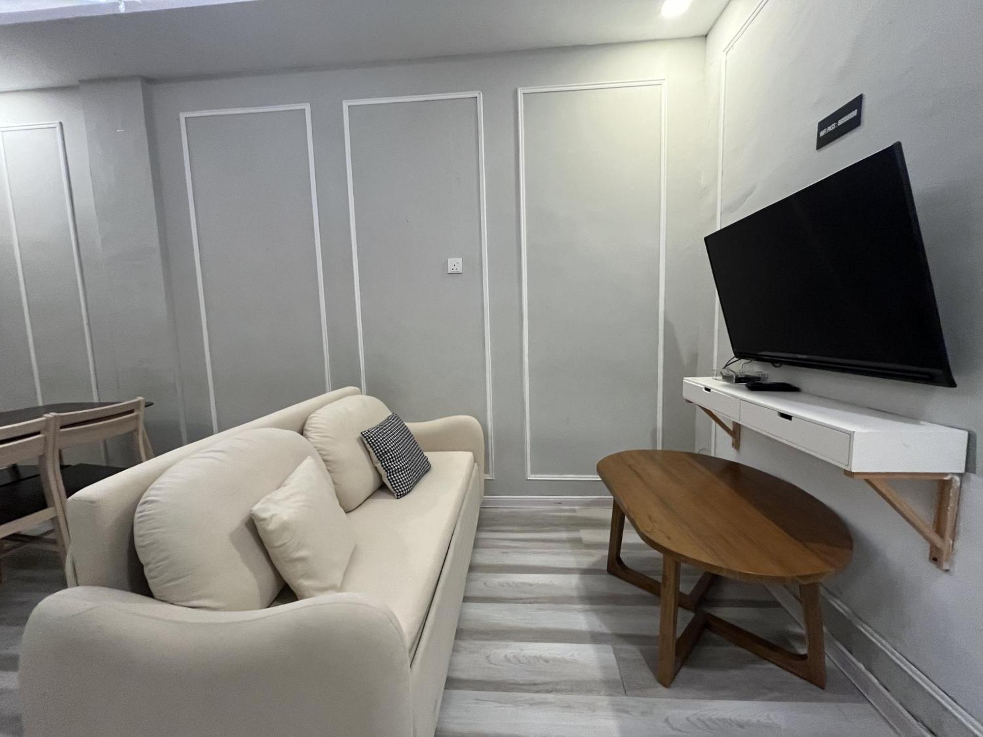 Homestay Casanova Penuin Batam Nagoya