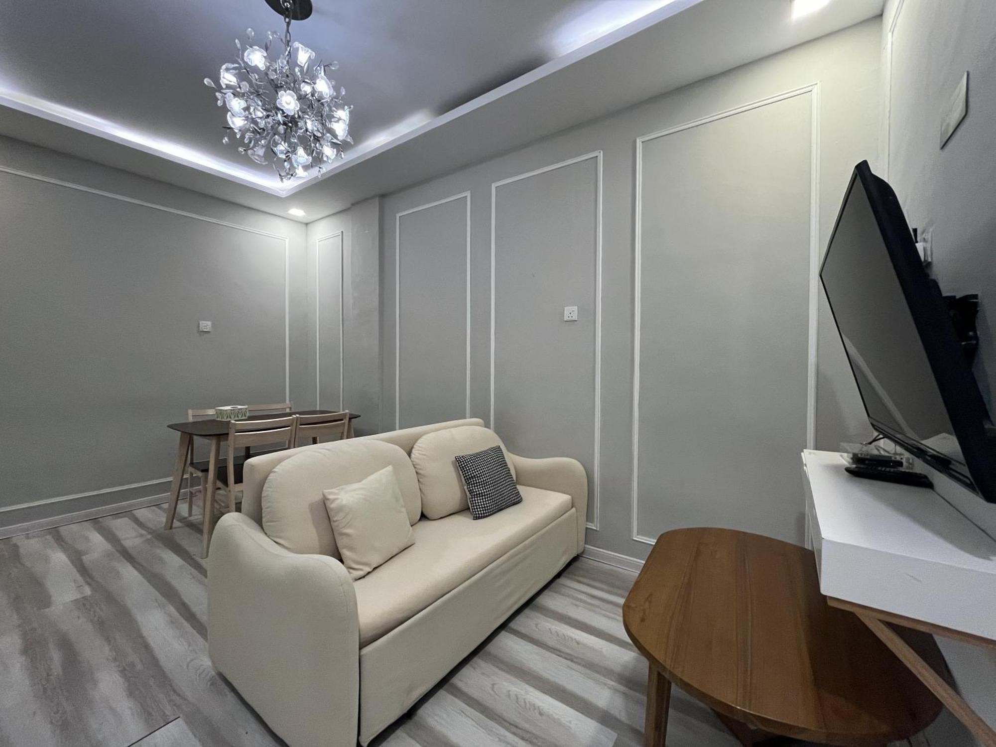 Casanova Penuin Batam Privatunterkunft *